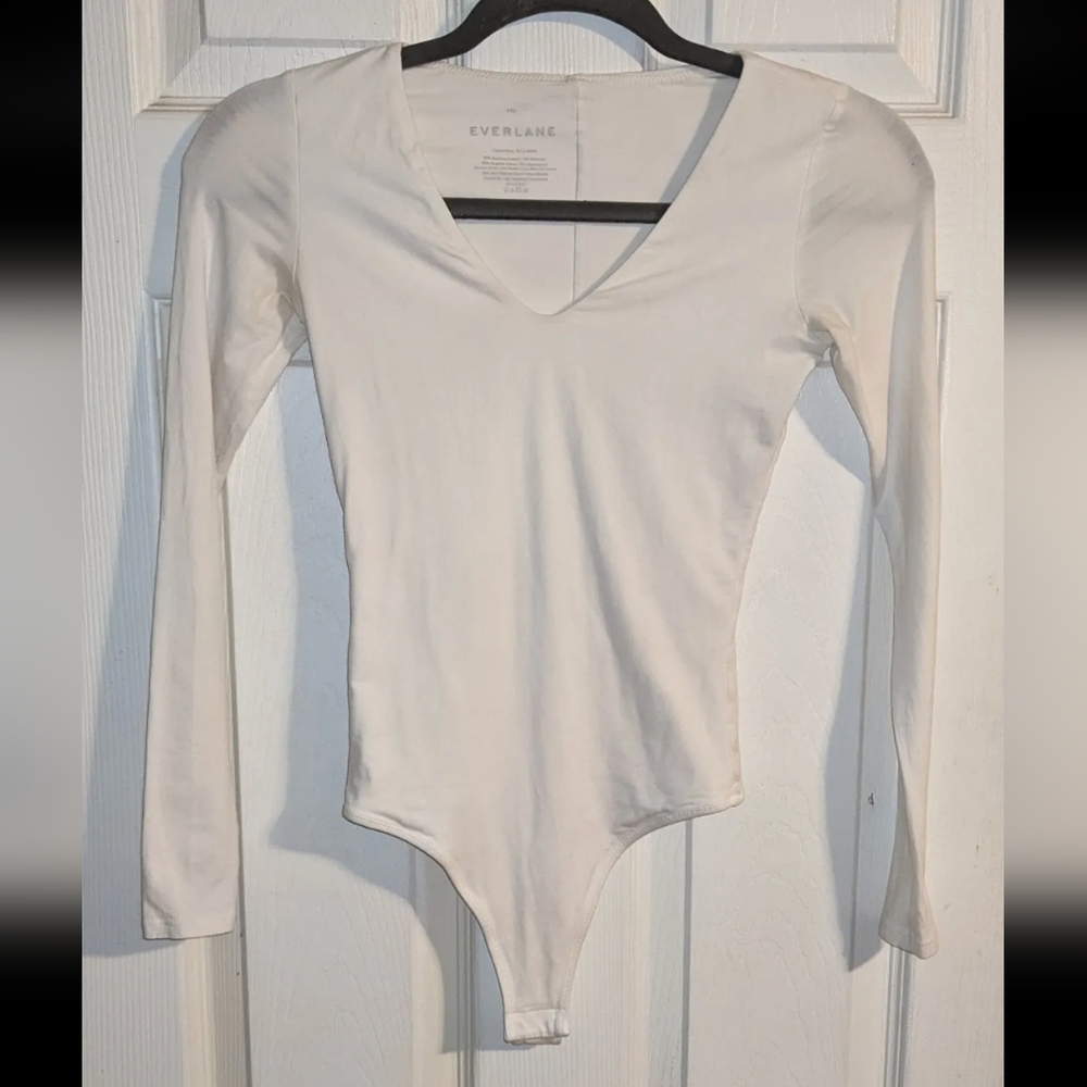 SOLD Everlane White Bodysuit XXS Long Sleeve Supima Cotton V-Neck Stretchy - Picture 1 of 4